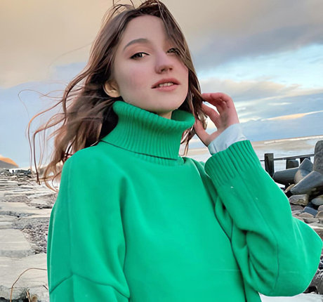 mia elfie onlyfans strip tease