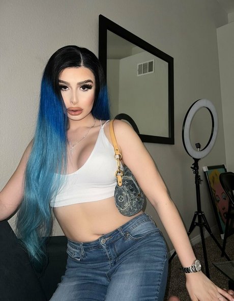 Ivory Mayhem en onlyfans