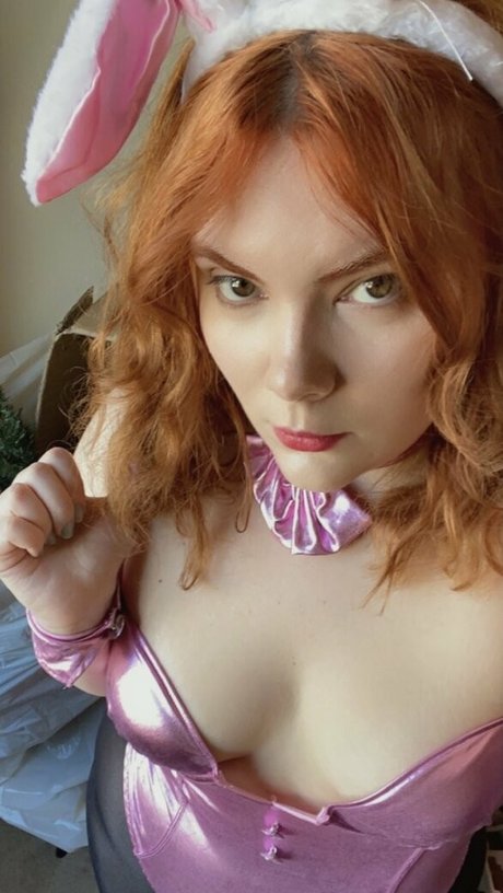 lilly lustbunny Profile image