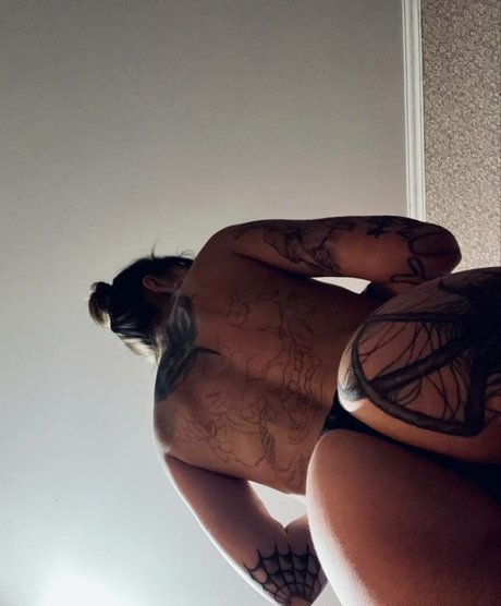 Kisa Tanya only fans naked