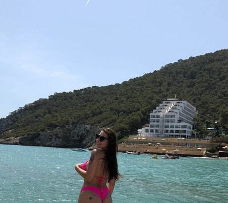 Paola Holk leaked nudes onlyfans