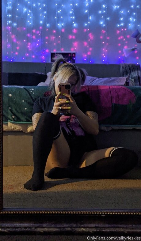 valkyrieskiss onlyfans porn nude