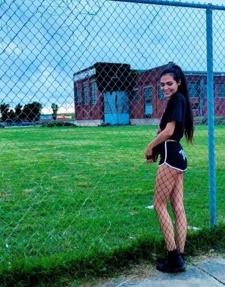 rainin falls xxx only fans