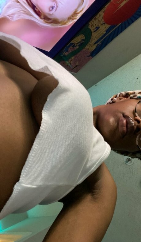 _kimaybe onlyfans nude tits