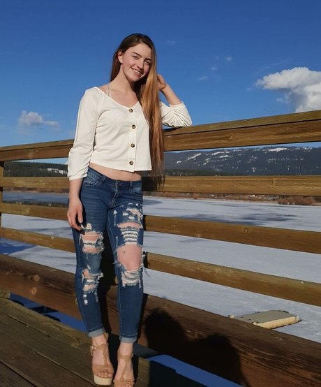 Cassidy Mceown onlyfans explicit content