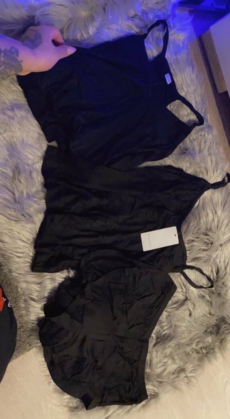 honeygold onlyfans archive