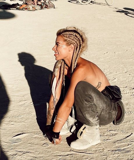 rachelbell onlyfans naked leaks