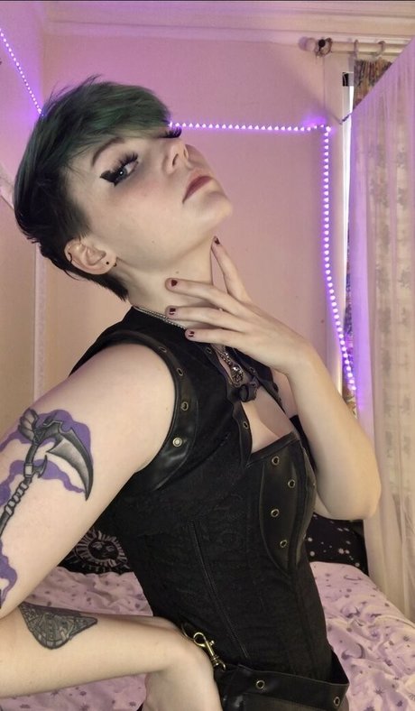 egirlshadowx  exposure