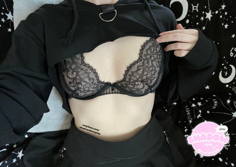 egirlshadowx only fans pictures