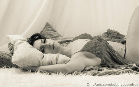 sissy onlyfans pretty visual