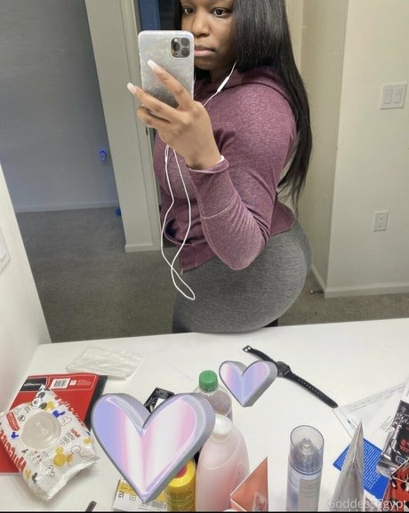 ThatChocoBxtch nude only fans