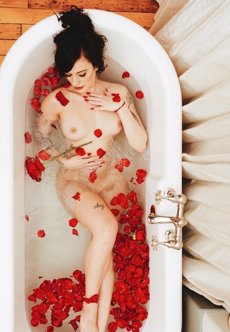 diaryforlovers onlyfans nude