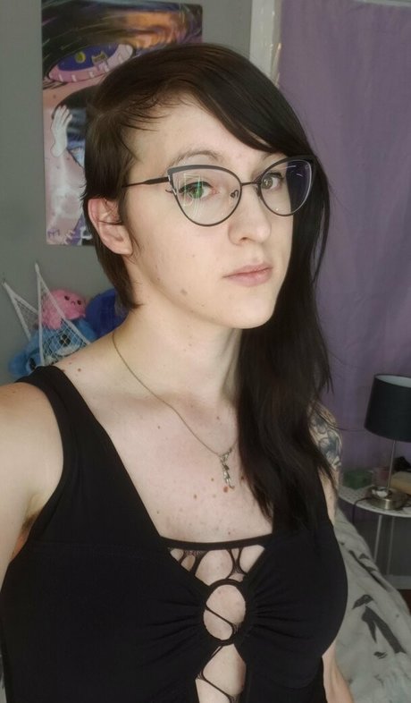 gothravemom only fans porn