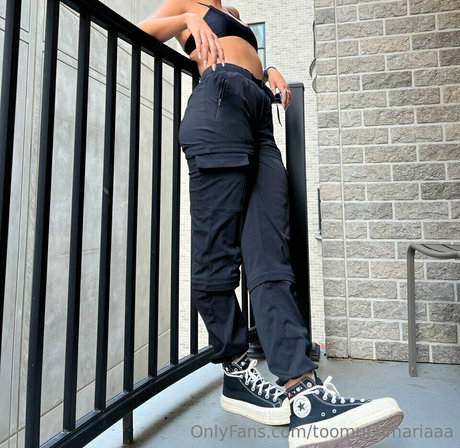 toomuchmariaaa onlyfans pictures