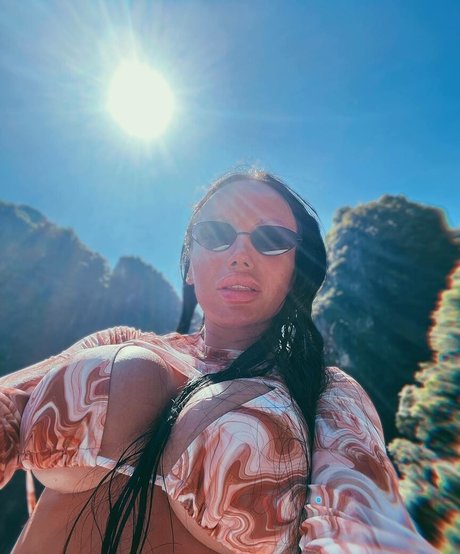 Miss Marie Sergeeva onlyfans naked leaks