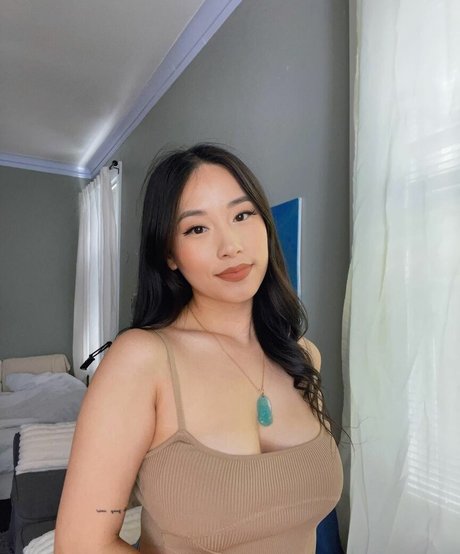 Ara Chun onlyfans naked leaked