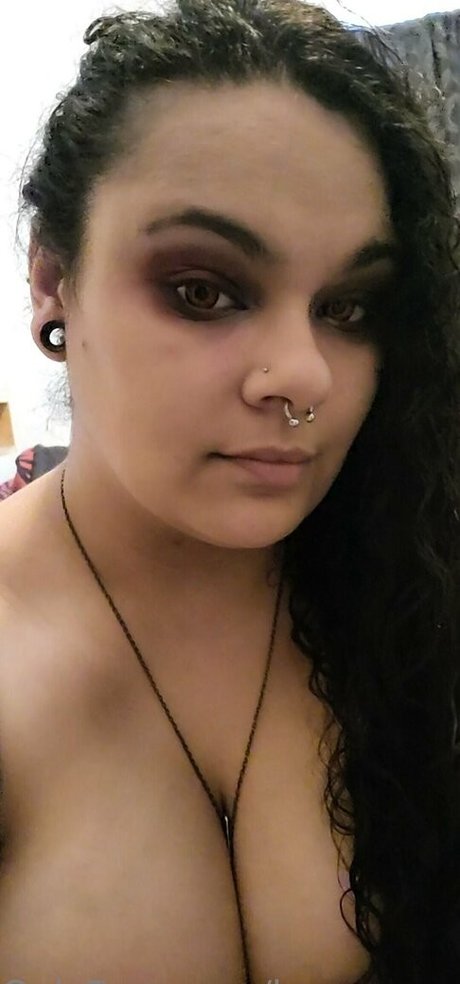 lucysemporium pics onlyfans