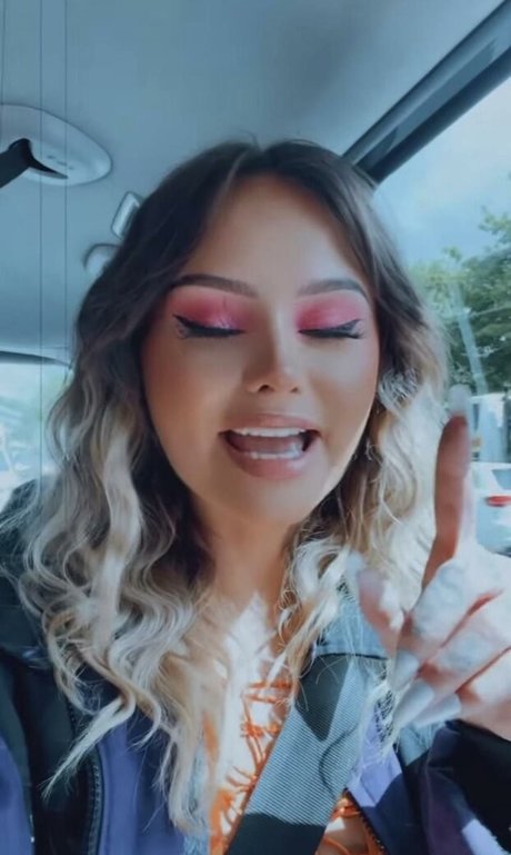 Talia Mar onlyfans leajs