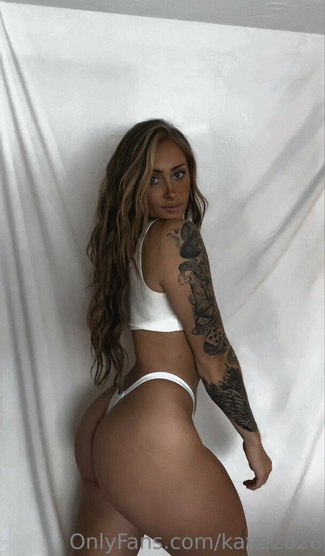 kaye2828 onlyfans nude