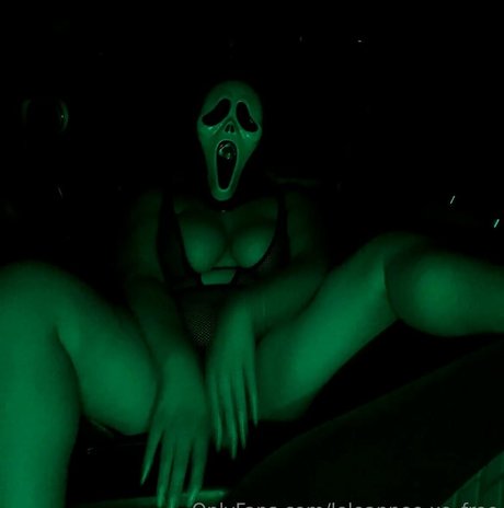 leleannee xo free naked onlyfans leak