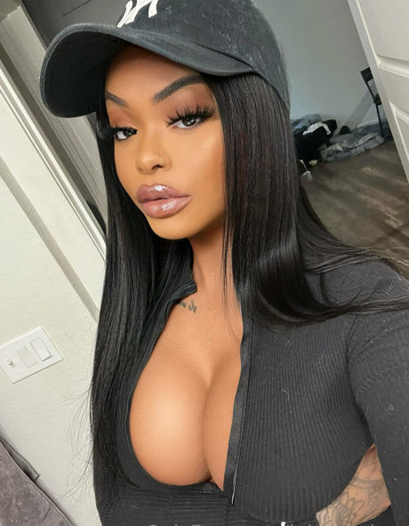 juiccygalore onlyfans uncensored