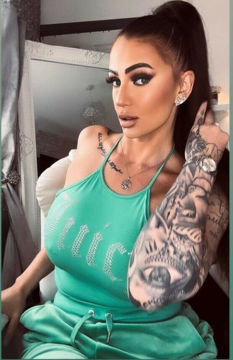 Siobhan Ward naked onlyfans