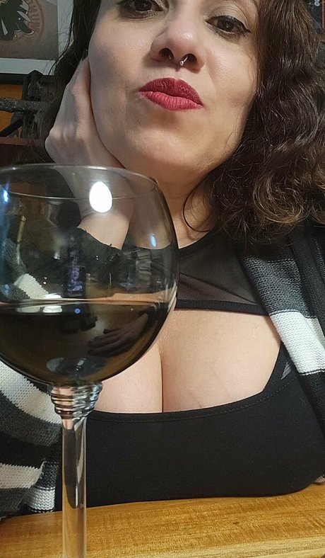 Ira Croft onlyfans naked leaked