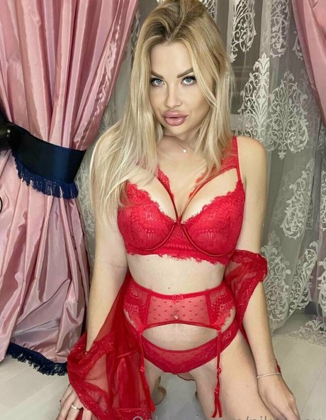 Nikki Cox xxx onlyfans