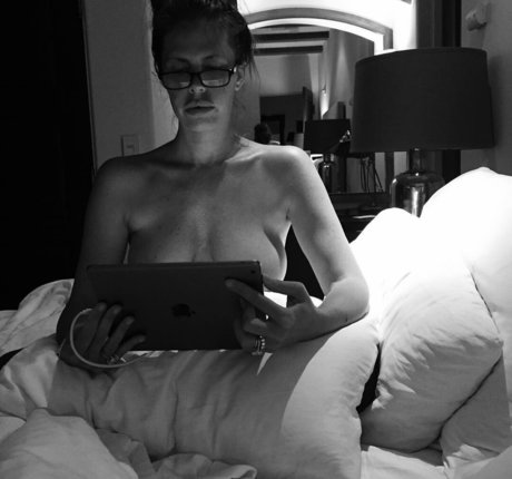 Nikki Cox onlyfans porn leak