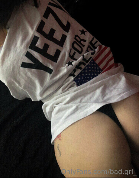 bad grl_ onlyfans leak nudes