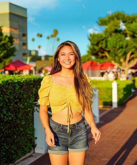 Vivian Yu onlyfans porn nude