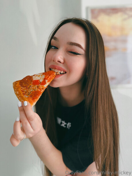 Milky Mickey onlyfans content type