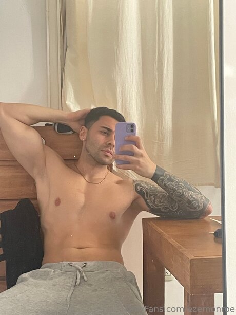 Ezemonroe onlyfans public photos