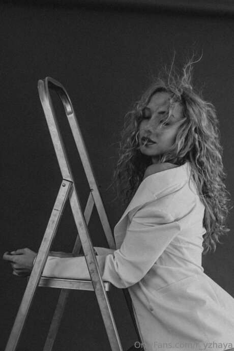 R Yzhaya onlyfans porn leaks