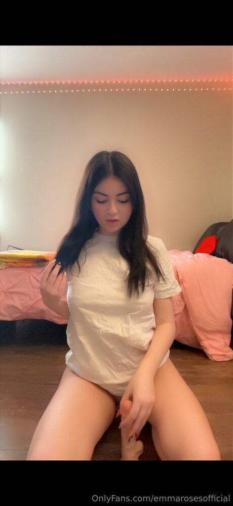 Emmarosesofficial leaked onlyfans photos