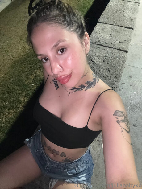 Juliababyxx onlyfans leak xxx