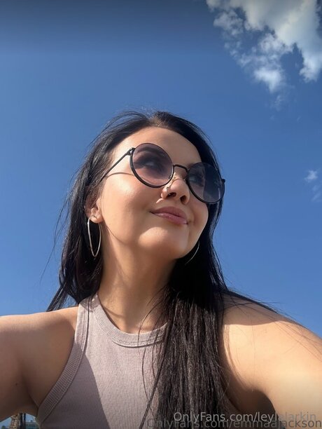 Leylalarkin strip onlyfans