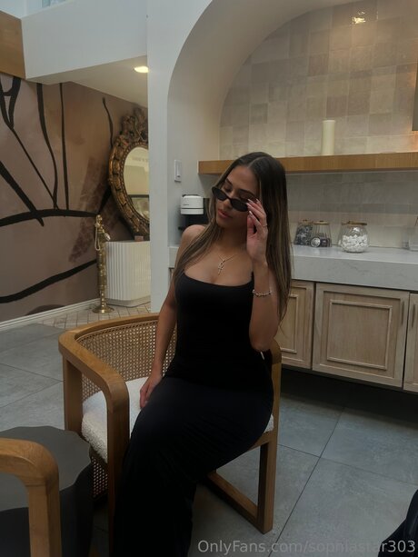 Sophiastar303 onlyfans explicit content