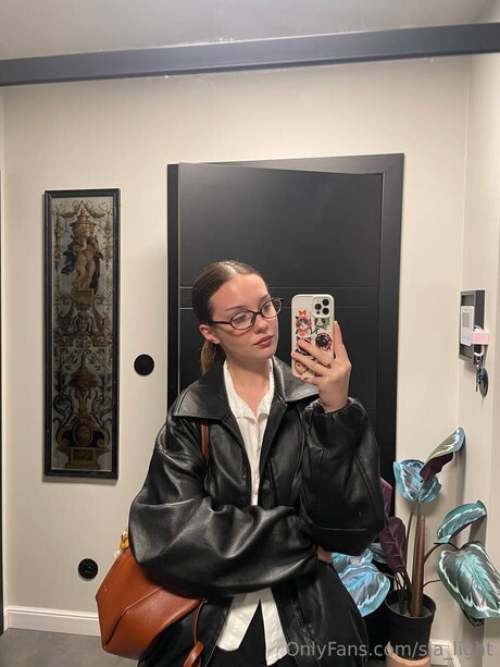 Sia Light onlyfans leak ass