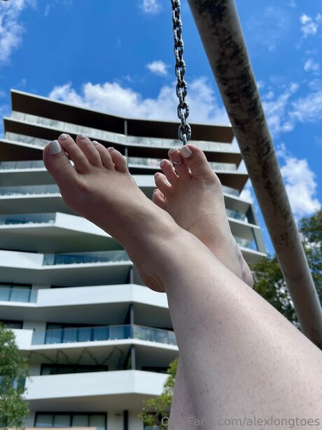 Alexlongtoes onlyfans free porn