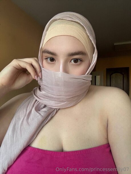 Princessemily07 nudes onlyfans leaks