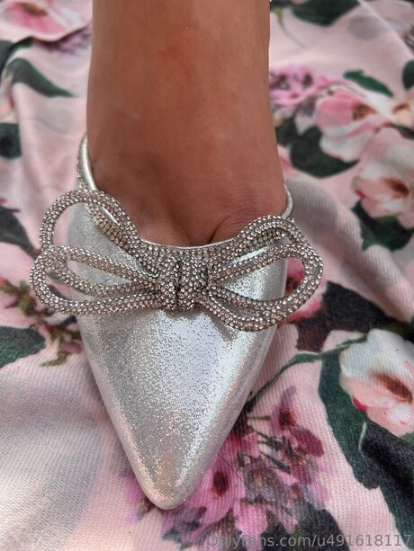 U491618117 only fans pic