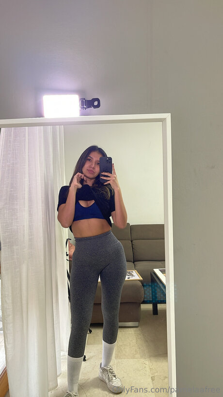 Pamelaafree onlyfans tits