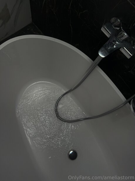 Ameliastorm nude leaks onlyfans