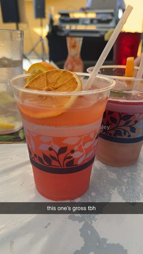 Valeriekingsley leaked only fans porn