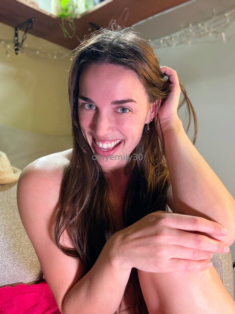 Only Emily30 onlyfans porn free