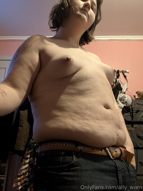 Ally Wren Profile image