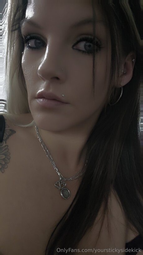 Yourstickysidekick onlyfans leaked