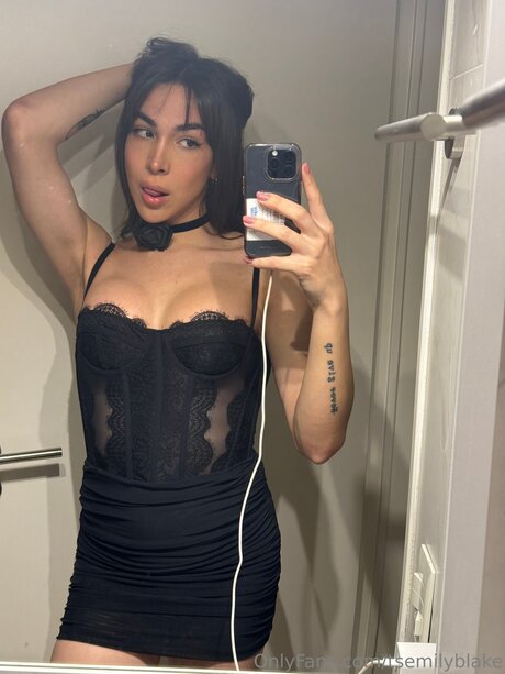 Tsemilyblake only fans pictures