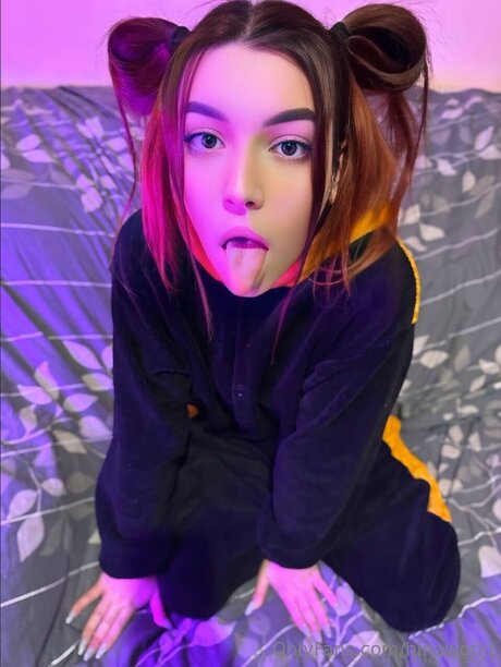 Hinaworld onlyfans free content